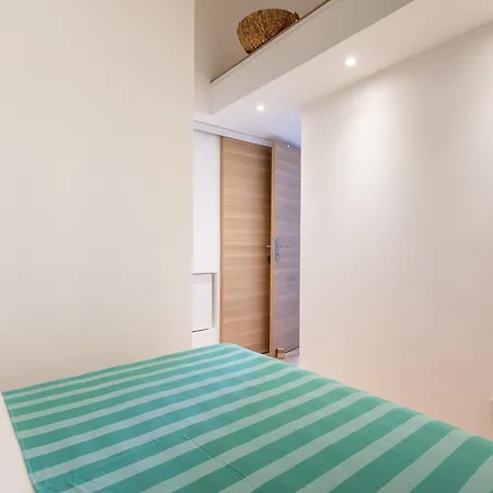Moulin & Co - Appt Pour 5p * Béziers